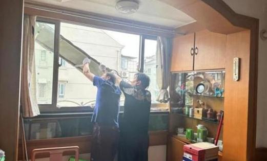 全力迎战台风“贝碧嘉”（二）k8凯发一触即发本市房管系统(图8)