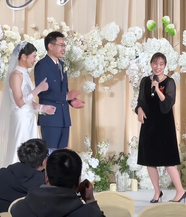 参加15年好友婚礼用河南话送祝福：中k8凯发国际石川佳纯来中国了！到郑州(图4)